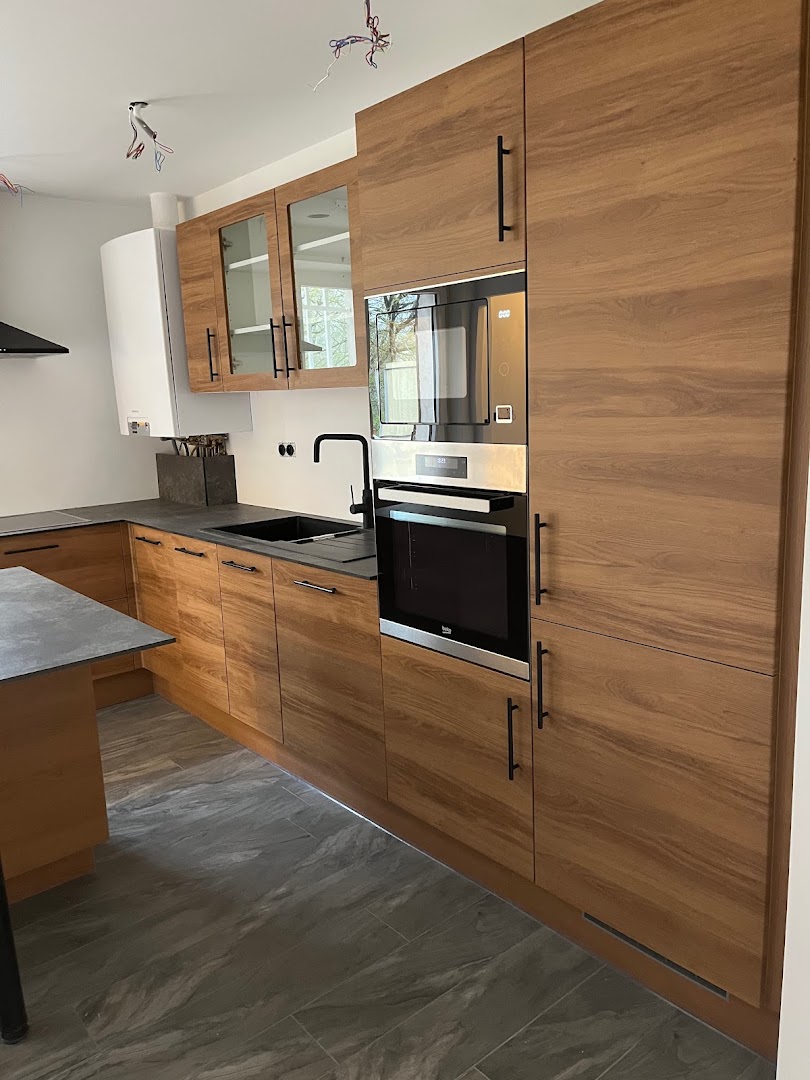 ELPS HABITAT — Photos 10